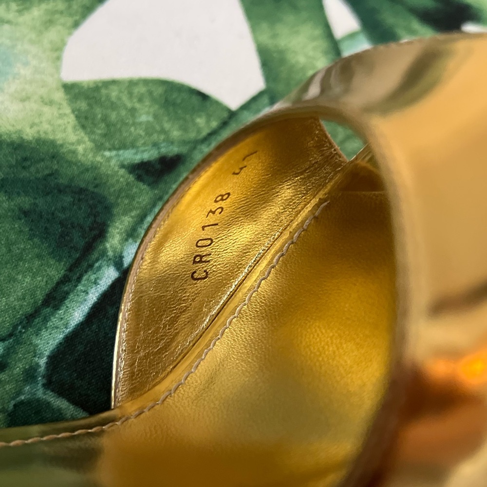 Dolce & Gabbana gold ankle strap sandals high heels gold shoes - Picture 14 of 17